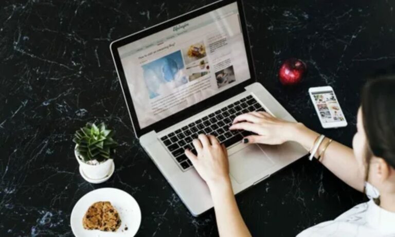 Blog RandomGiantNet – The Ultimate Blogging Experience!